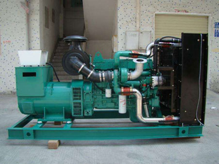 于都1100kw康明斯柴油发电机组